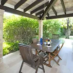 Owl Booking Villa San Francisco - Exclusive Vacations
